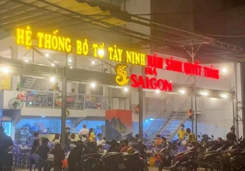 White Diamond Hotel   Airport