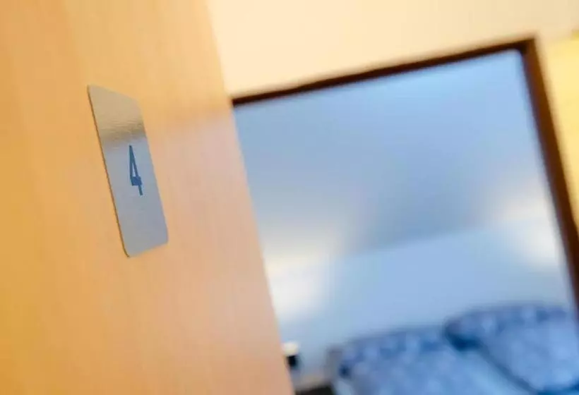 Majatalo Penzion Hády