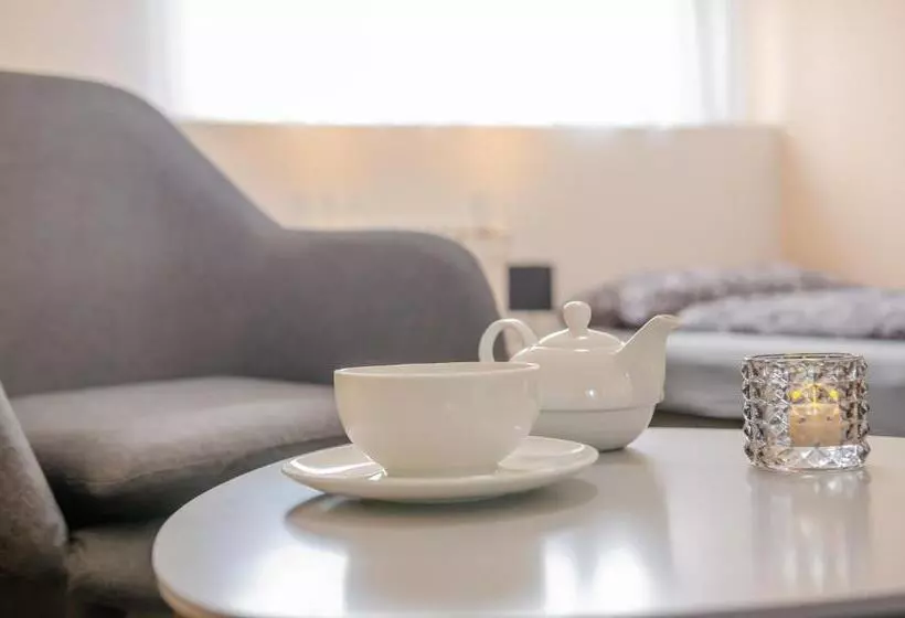 Majatalo Penzion Hády