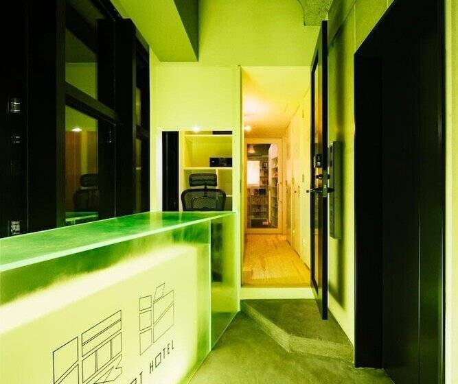 旅馆 Manga Art Hotel, Tokyo