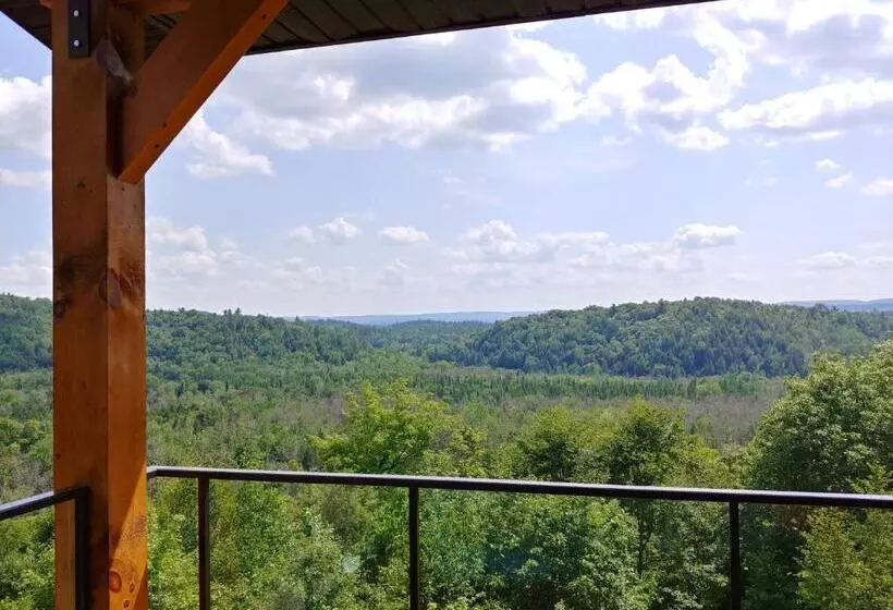 Aamiaismajoitus (B&B) Le Bellevue Modern Lodge