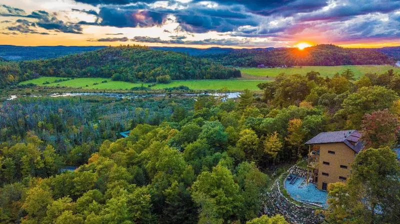 Aamiaismajoitus (B&B) Le Bellevue Modern Lodge