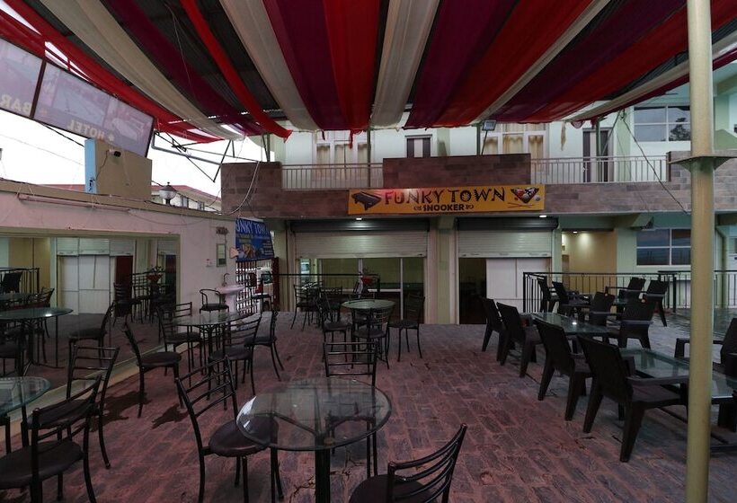 호텔 Collection O Signature Inn