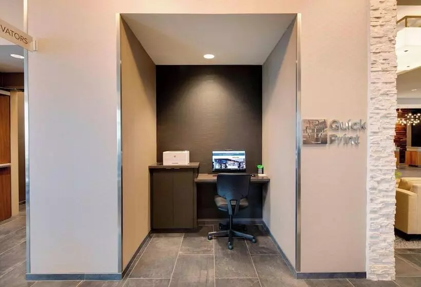 ホテル Courtyard By Marriott Atlanta Vinings/galleria