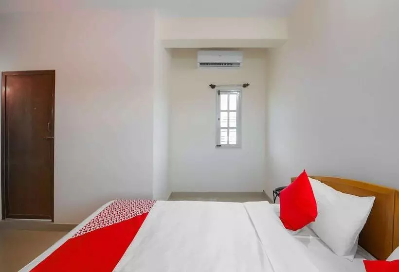 ホテル Oyo 17057 Narayani Residency