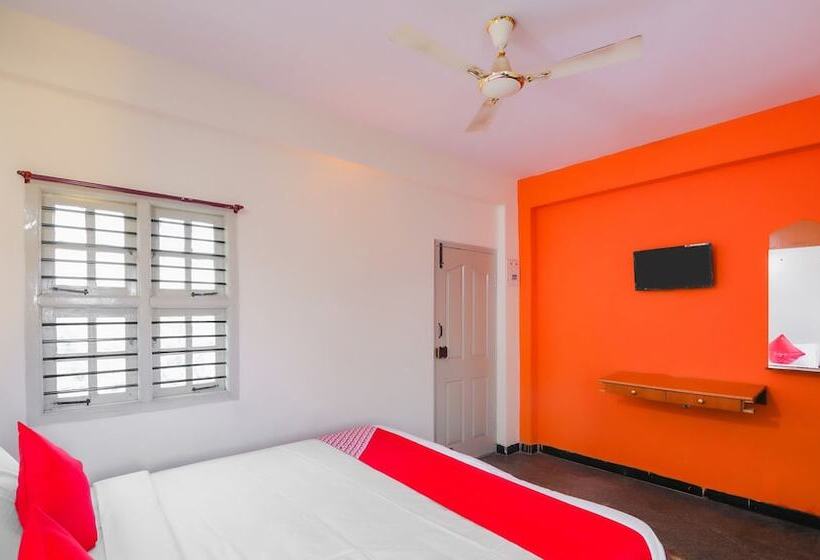 Hotell Oyo 17057 Narayani Residency