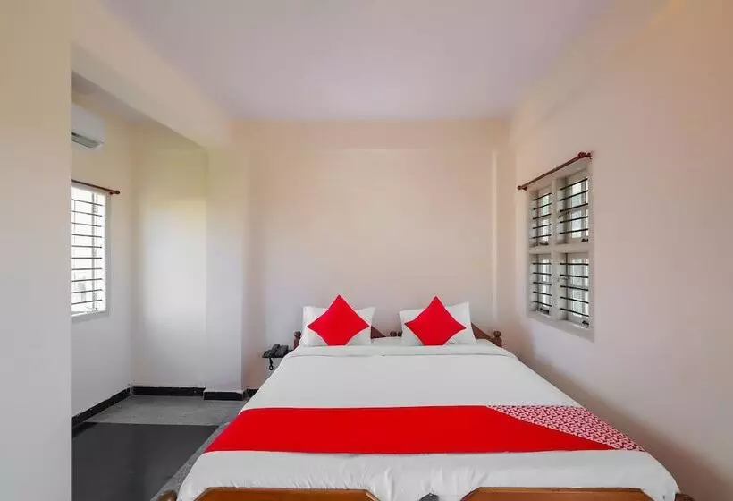 ホテル Oyo 17057 Narayani Residency