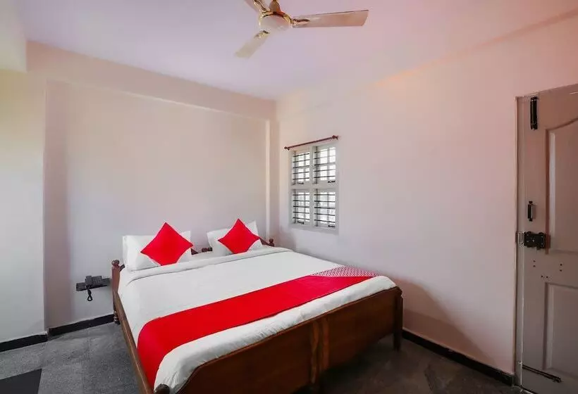 ホテル Oyo 17057 Narayani Residency