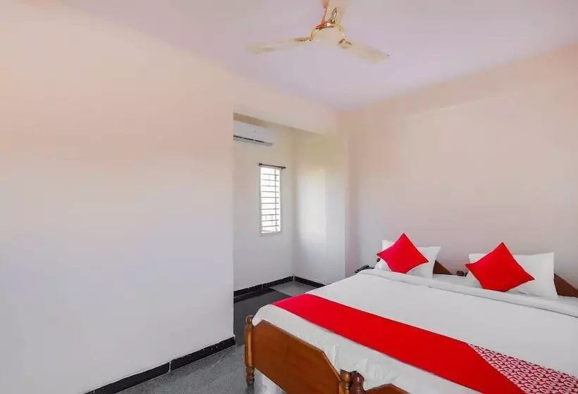 ホテル Oyo 17057 Narayani Residency