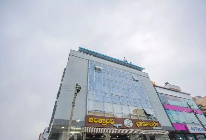ホテル Oyo 23441 Shree Gowri Comfort