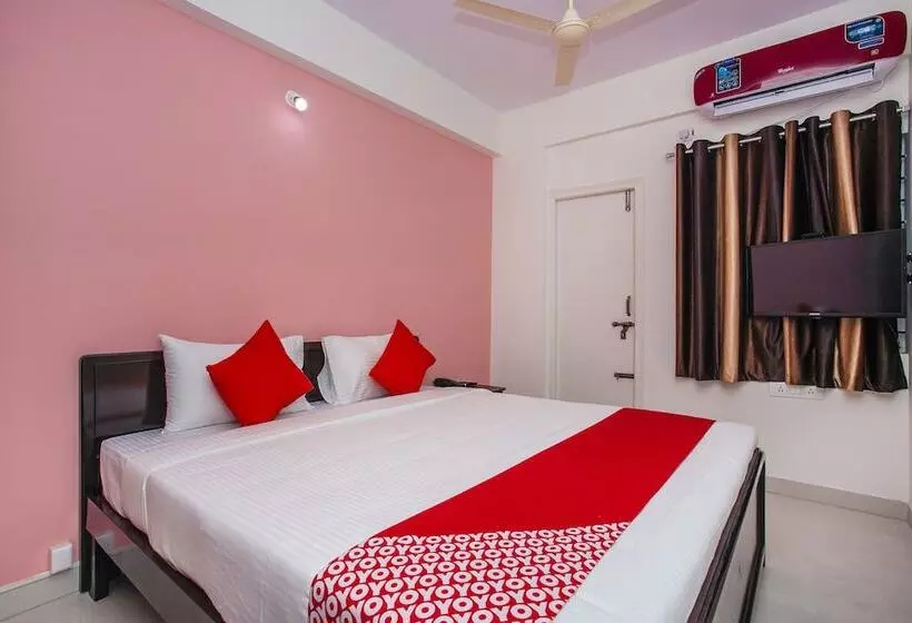 ホテル Oyo 23441 Shree Gowri Comfort