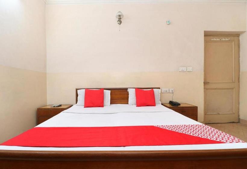 Oyo 24420 Hotel Ilford Lodge