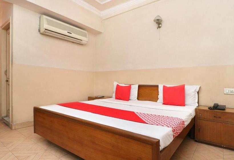 Oyo 24420 Hotel Ilford Lodge