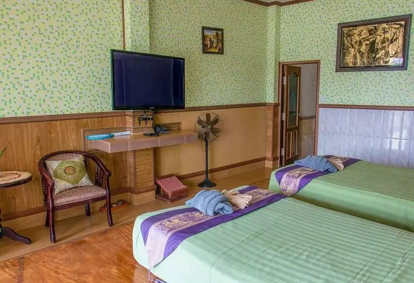 ホテル Suwanna Riverside