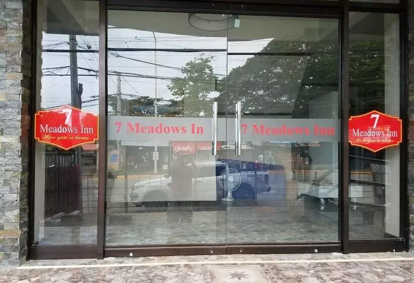 ホテル 7 Meadows Inn