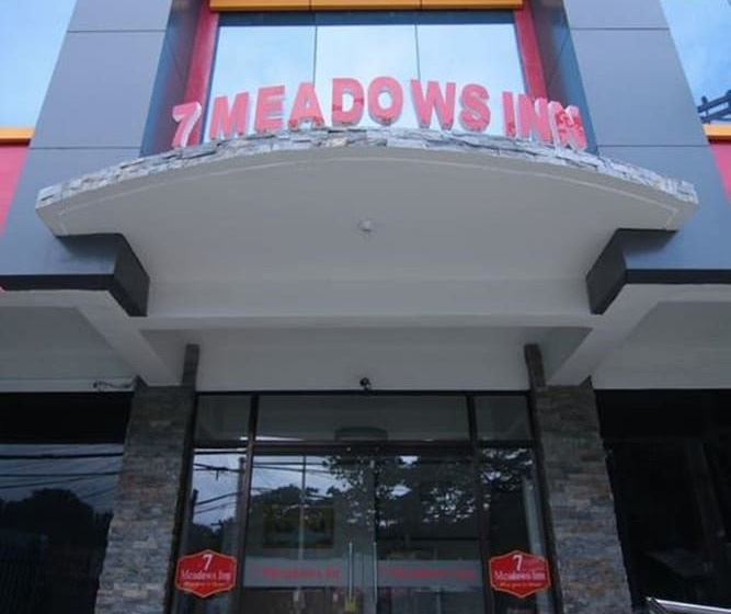 בית מלון כפרי 7 Meadows Inn