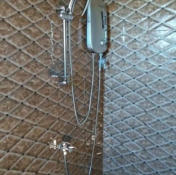 בית מלון כפרי 7 Meadows Inn