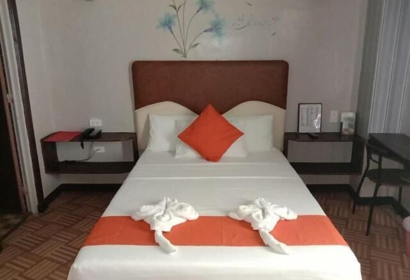 בית מלון כפרי 7 Meadows Inn