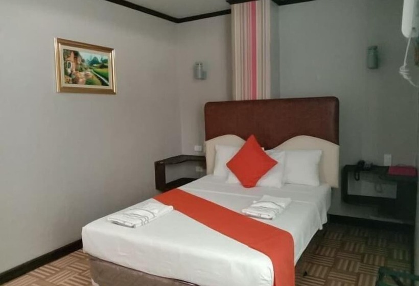 בית מלון כפרי 7 Meadows Inn