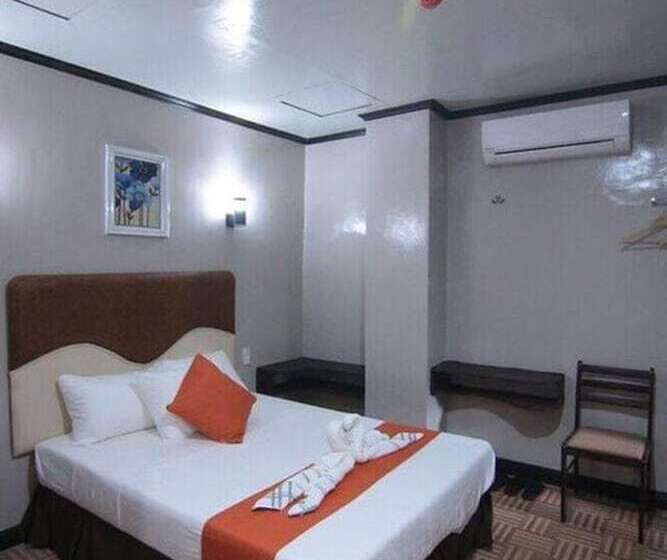 בית מלון כפרי 7 Meadows Inn