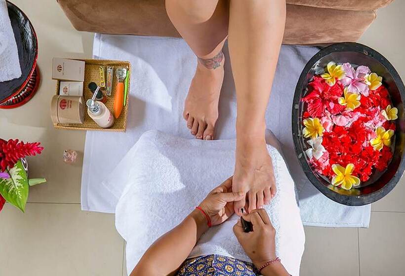 Отель Kubu Gwk Resort