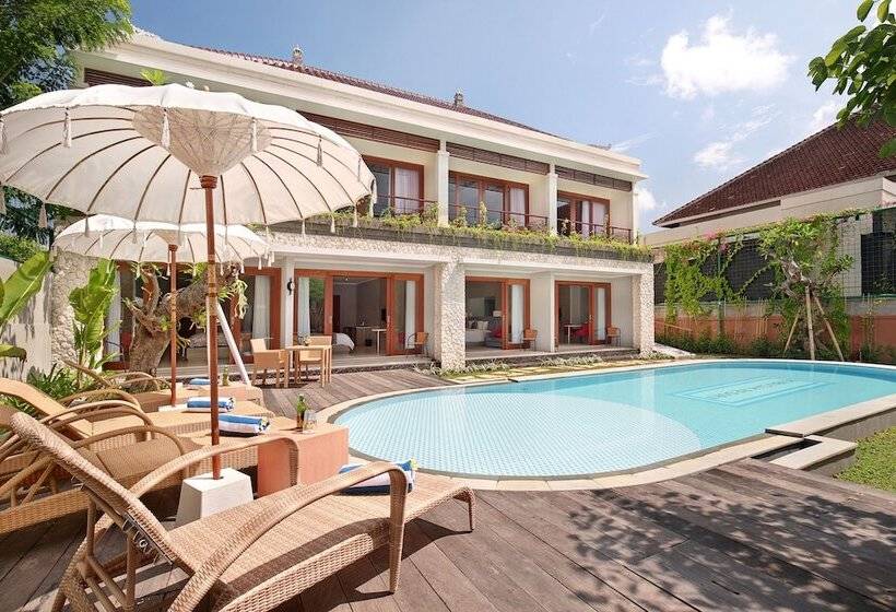 Отель Kubu Gwk Resort