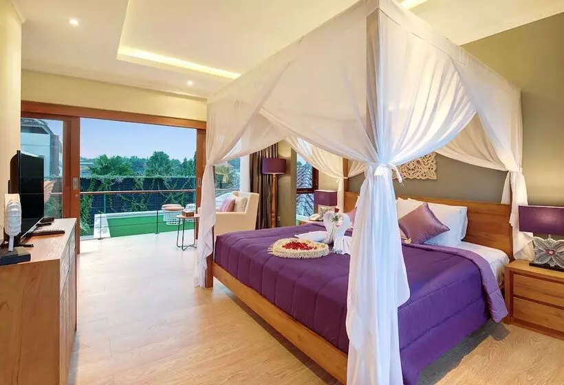هتل Kubu Gwk Resort