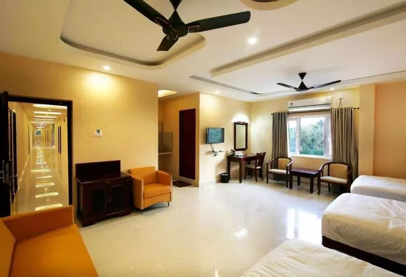 Hotelli Rb Grand Residency