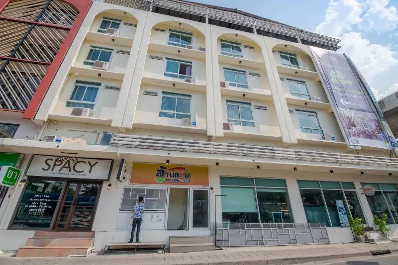 هتل Spacy Bkk