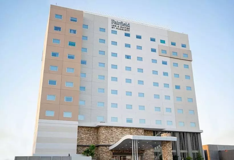 Hotelli Fairfield Inn & Suites By Marriott Mexicali