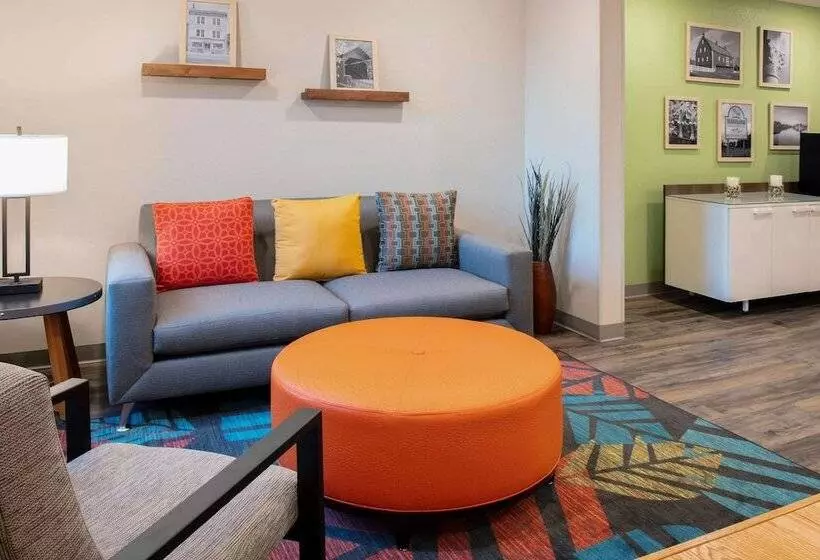 Hotelli Woodsping Suites Washington Dc East Arena Drive