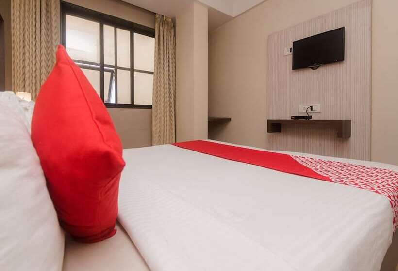 Oyo 19936 Hotel Krishna