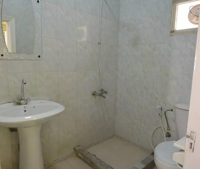 تختخواب و صبحانه Alsultan Hostel