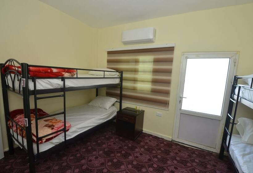 تختخواب و صبحانه Alsultan Hostel