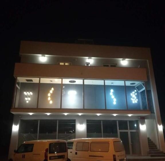 Boulevard Apartments