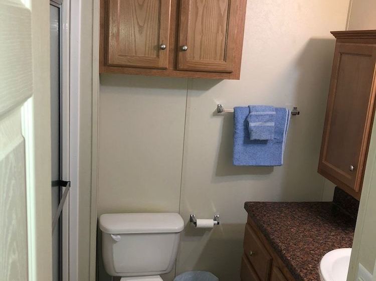 Капсульный Oтель Efs Housing And Suites