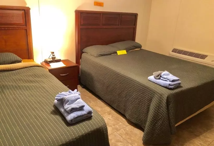 カプセルホテル Efs Housing And Suites