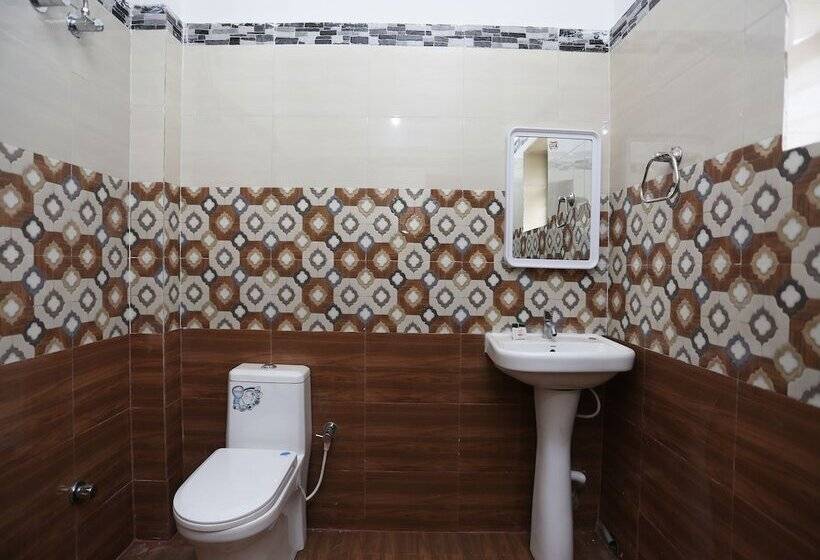 Hotel Flagship 19602 Omm Residency