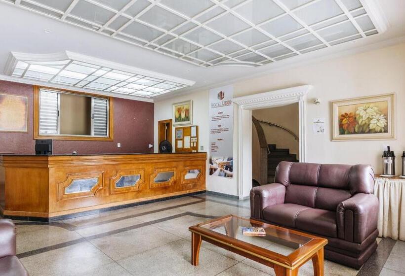 Hotel Líder