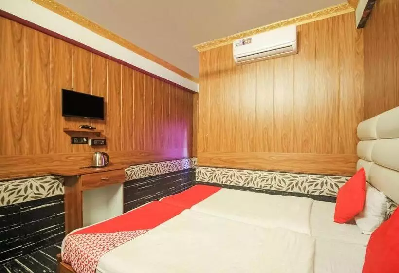 هتل Oyo 19815 Krishna Guest House