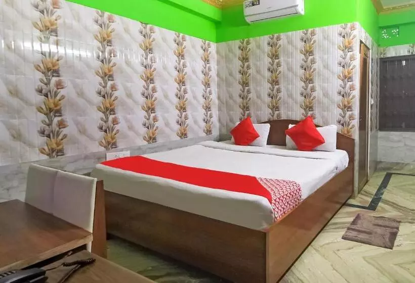هتل Oyo 19815 Krishna Guest House
