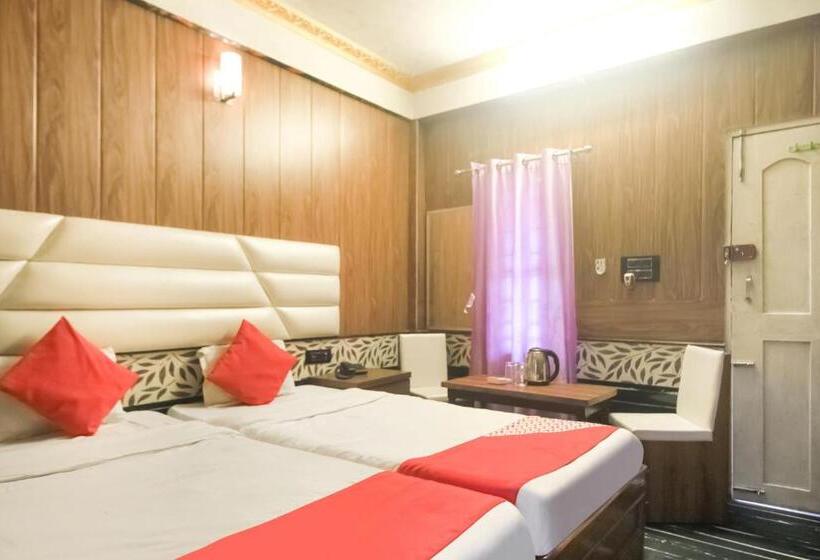 هتل Oyo 19815 Krishna Guest House