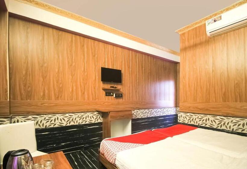 هتل Oyo 19815 Krishna Guest House