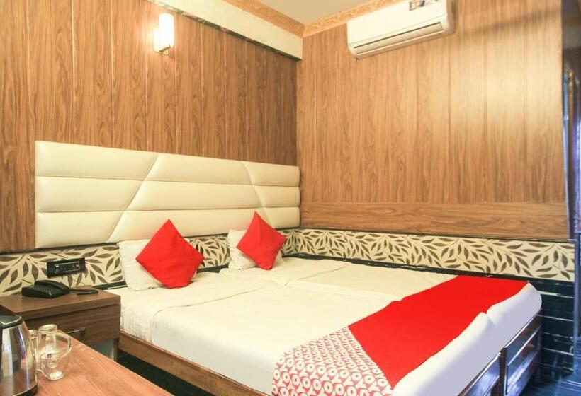 هتل Oyo 19815 Krishna Guest House