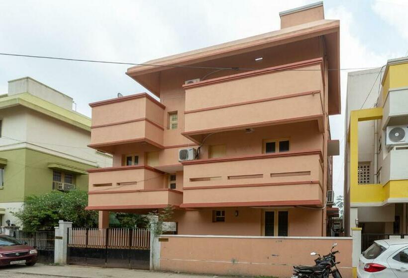 ホテル Oyo 24826 Mizpah Service Apartment