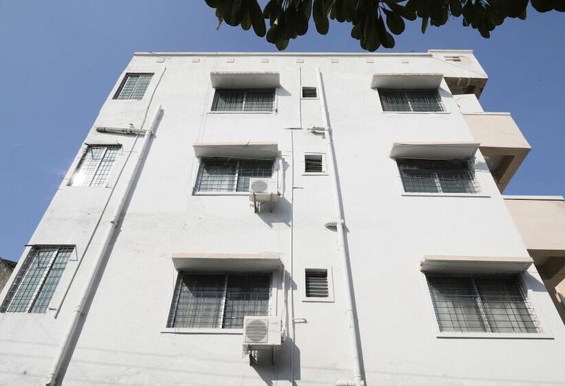 Hôtel Oyo 24924 Krishna Kunj