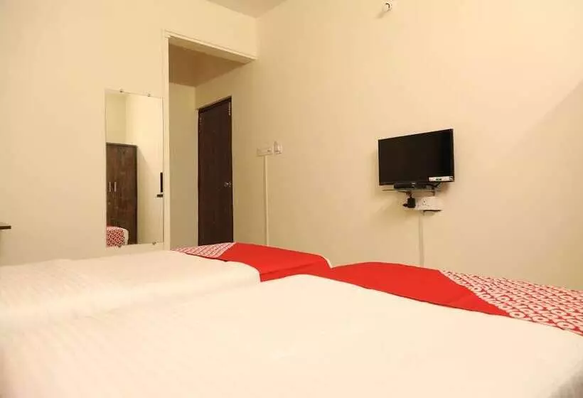 ホテル Oyo 24924 Krishna Kunj