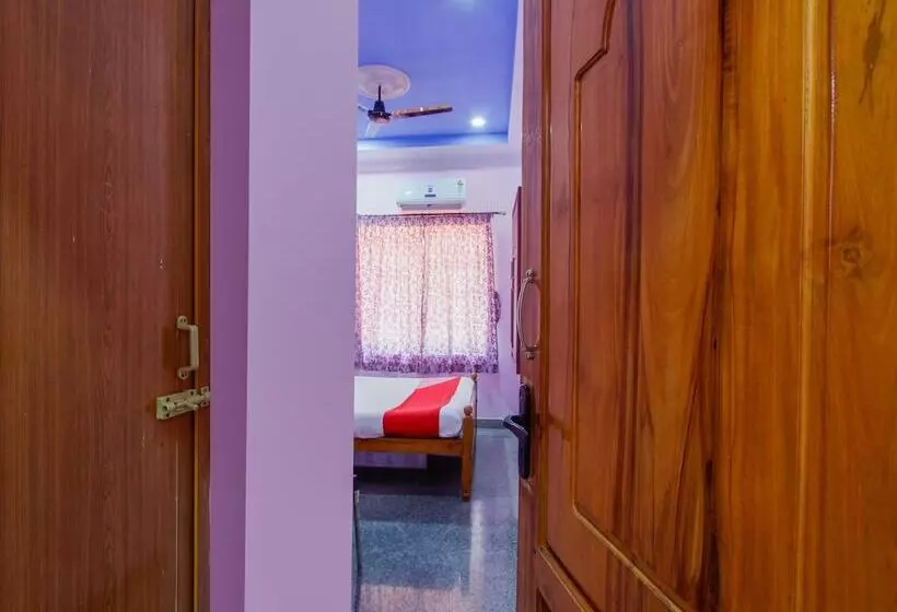 ホテル Oyo 24967 The Grand Diamond