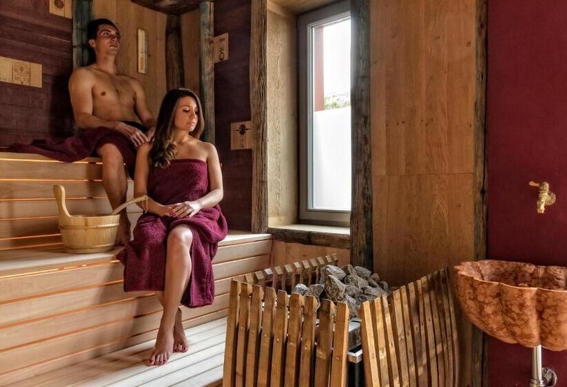 Отель Weingut Klosterhof