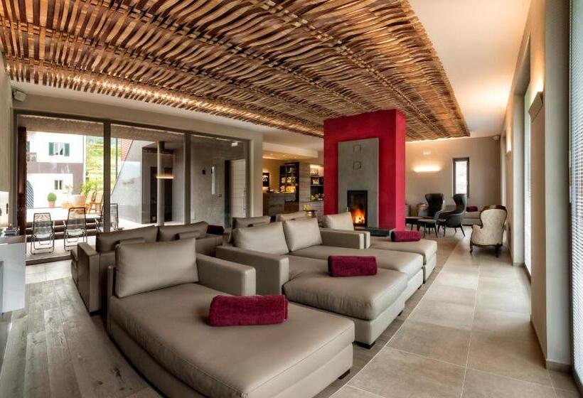 Отель Weingut Klosterhof